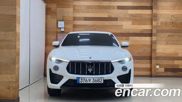 Maserati Levante 2020 thumb 3