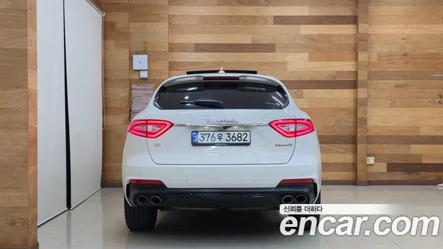 Maserati Levante 2020 thumb 4