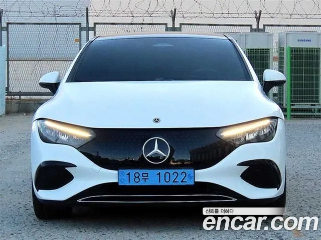Mercedes-Benz EQE 2023 thumb 3