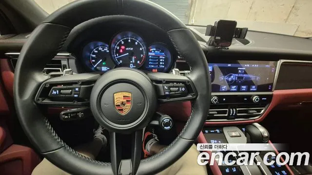 Porsche Macan 2023 thumb 7