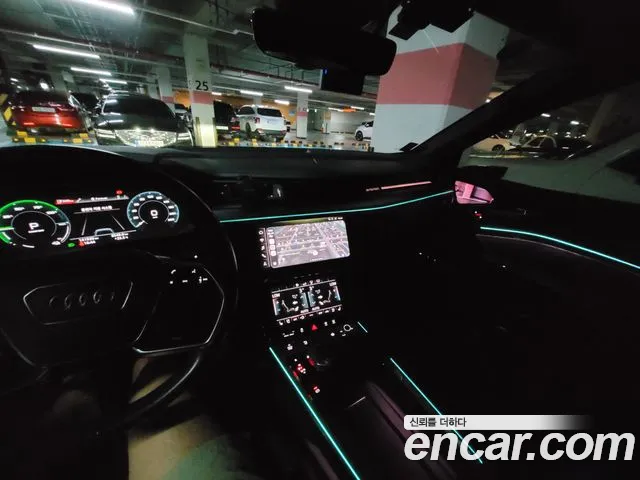 Audi e-tron 2020 thumb 8