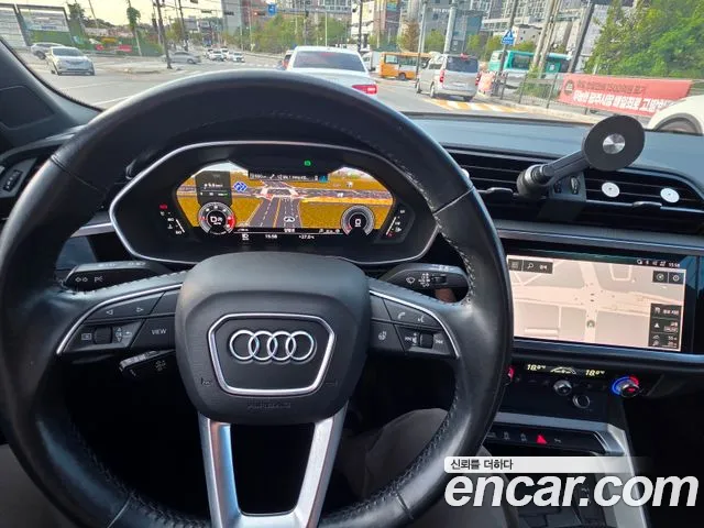 Audi Q3 2020 thumb 6