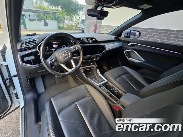 Audi Q3 2020 thumb 7