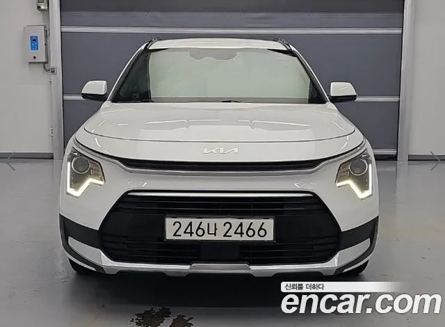 Kia Niro 2022 thumb 2