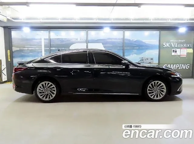 Lexus ES 2025 thumb 3
