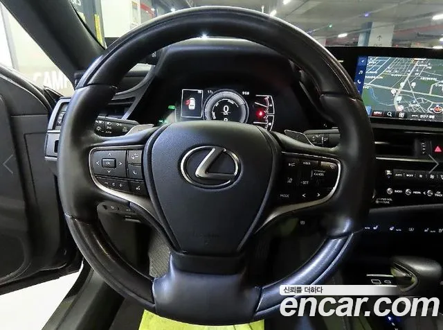 Lexus ES 2025 thumb 8