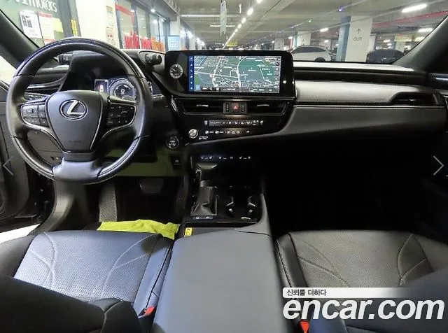 Lexus ES 2025 thumb 10
