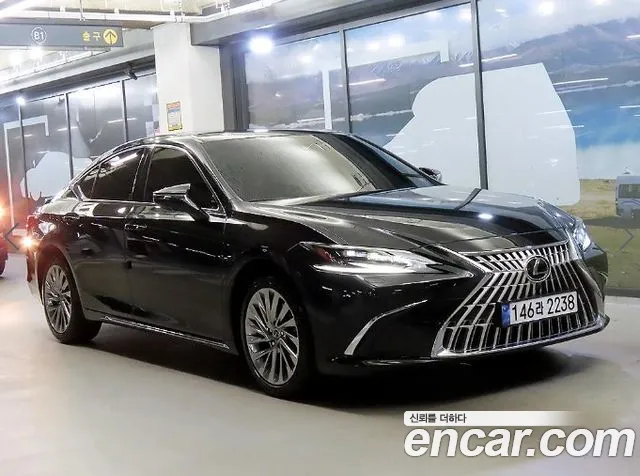 Lexus ES 2025 thumb 11