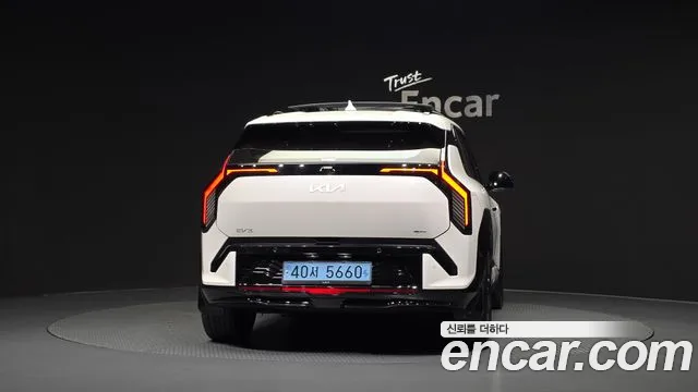Kia EV3 2024 thumb 3