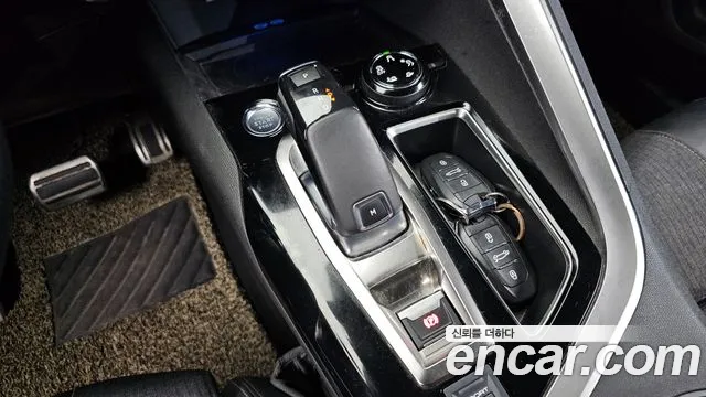 Peugeot 3008 2019 thumb 9