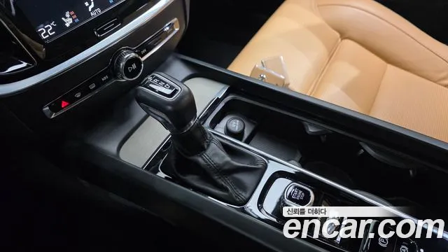 Volvo S60 2019 thumb 9