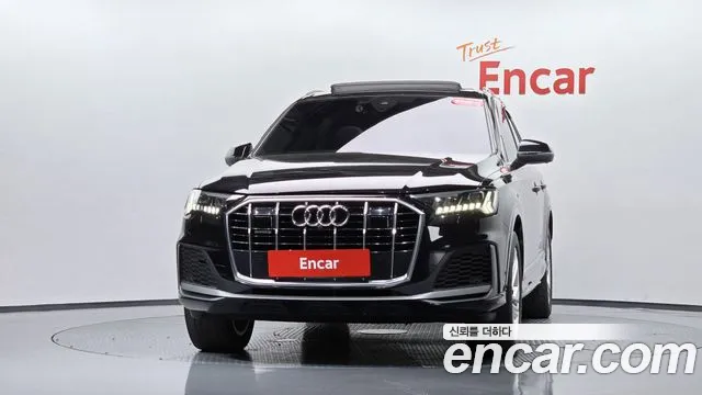 Audi Q7 2020 thumb 2