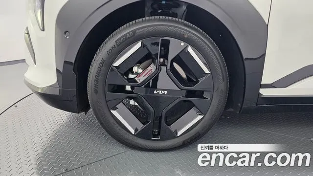 Kia EV3 2025 thumb 4