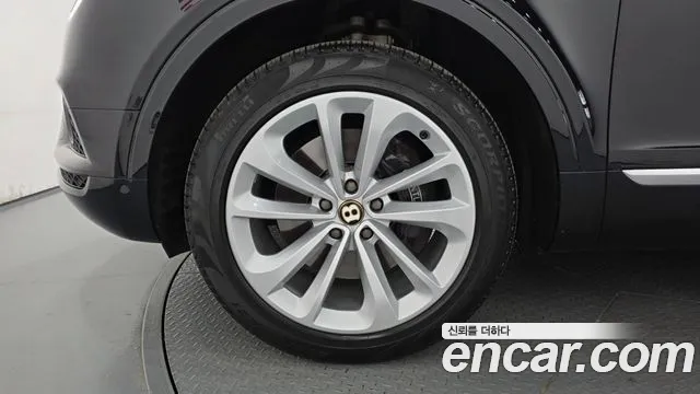Bentley Bentayga 2019 thumb 5