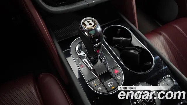 Bentley Bentayga 2019 thumb 9