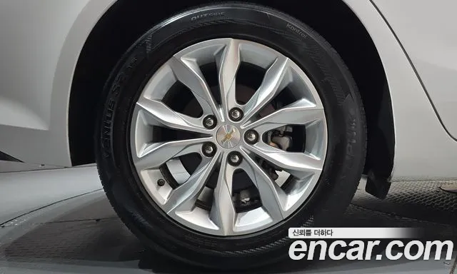 ChevroletGMDaewoo Malibu 2021 thumb 4