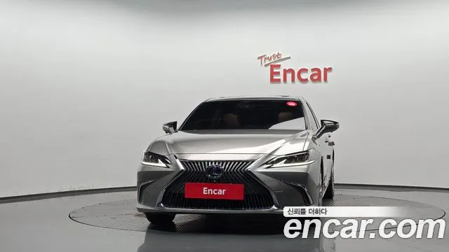 Lexus ES 2021 thumb 3