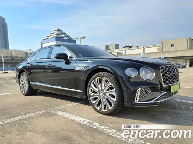 Bentley Flying Spur 2025 thumb 2