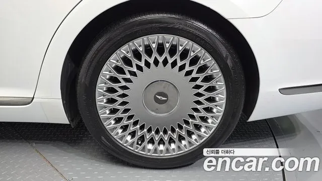 Genesis G90 2020 thumb 4