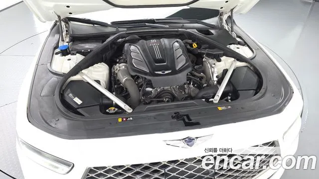 Genesis G90 2020 thumb 5