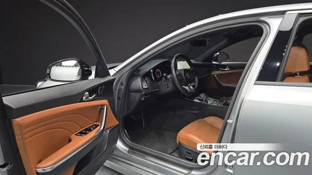 Kia Stinger 2023 thumb 9