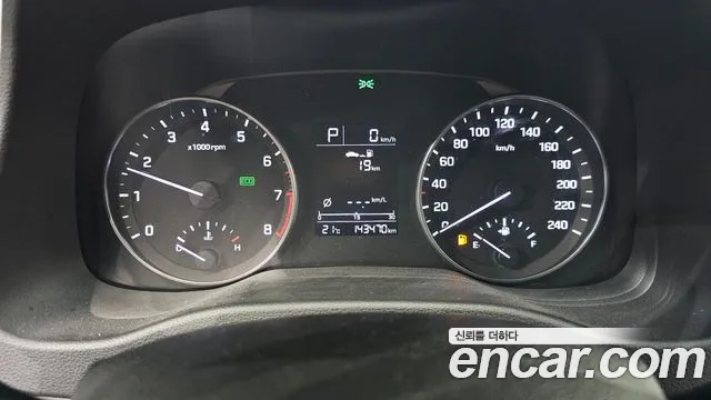 Hyundai Avante 2016 thumb 8