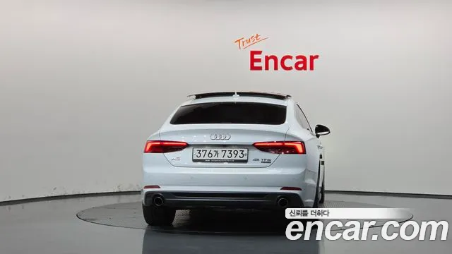 Audi A5 2019 thumb 4