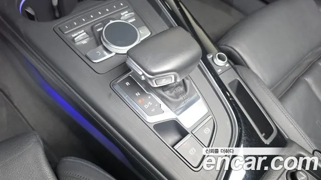 Audi A5 2019 thumb 9