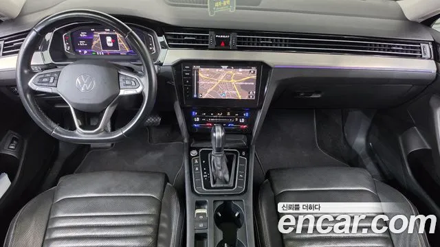 Volkswagen Passat (North America and China) 2022 thumb 7