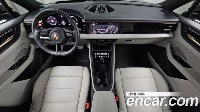 Porsche Macan 2025 thumb 7