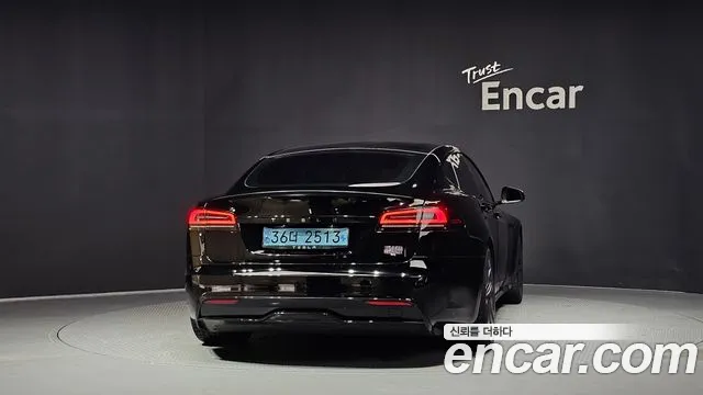 Tesla Model S 2023 thumb 4