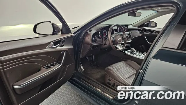 Kia Stinger 2022 thumb 10