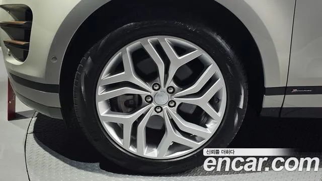 Land Rover Range Rover Evoque 2021 thumb 5
