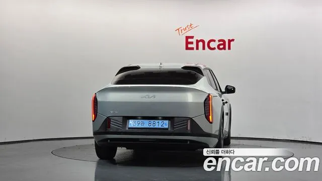 Kia EV4 2026 thumb 4