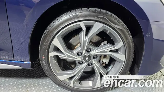 Audi A3 2022 thumb 5