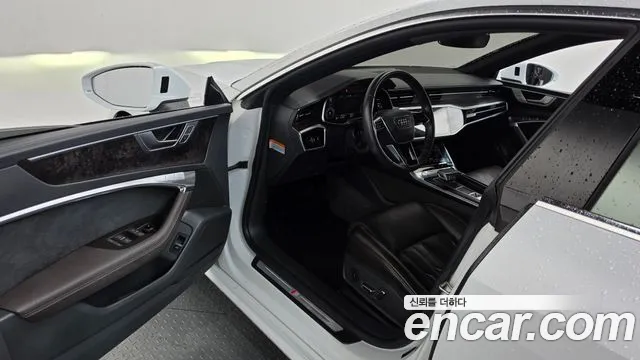 Audi A7 2020 thumb 10