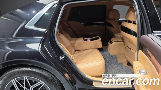 Genesis G90 2022 thumb 11