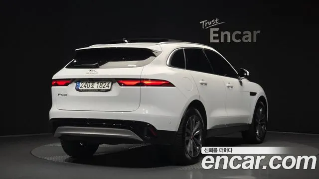 Jaguar F-Pace 2021 thumb 2