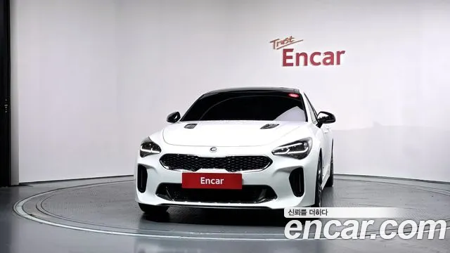 Kia Stinger 2019 thumb 3