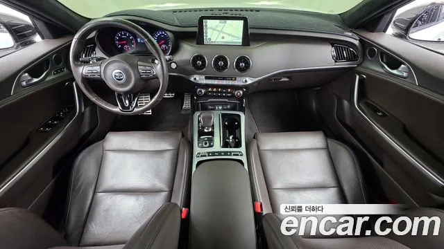 Kia Stinger 2019 thumb 7