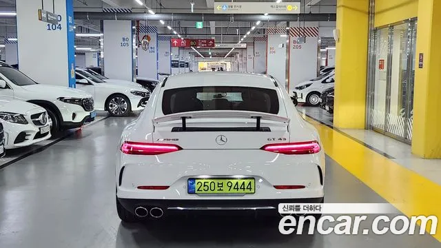 Mercedes-Benz AMG GT 2026 thumb 3