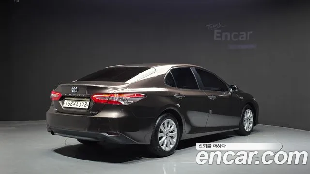 Toyota Camry 2019 thumb 2