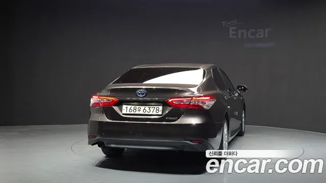 Toyota Camry 2019 thumb 4