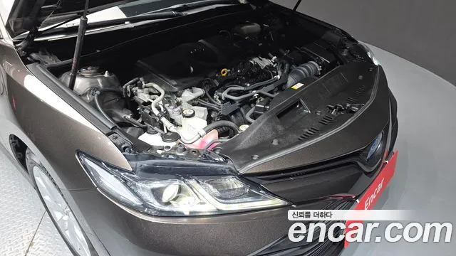 Toyota Camry 2019 thumb 6