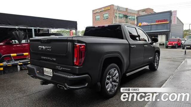 GMC Sierra 2024 thumb 2