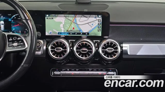 Mercedes-Benz GLB 2021 thumb 12