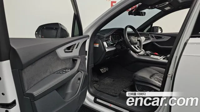 Audi Q7 2023 thumb 10