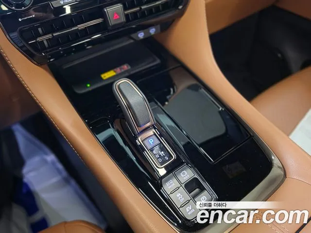 Toyota Alphard 2025 thumb 9