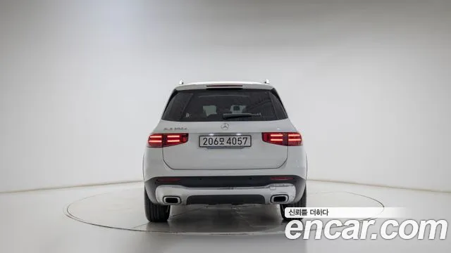 Mercedes-Benz GLB 2025 thumb 4