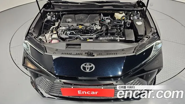 Toyota Camry 2025 thumb 6